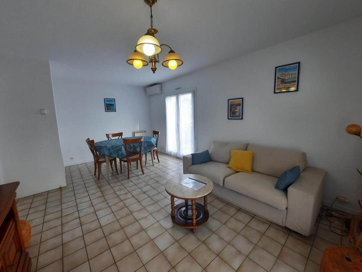 Duplex T3 Avec Terrasses Et Parking, Proche Plages Et Commerces A Anglet - Fr-1-239-859 Exterior photo